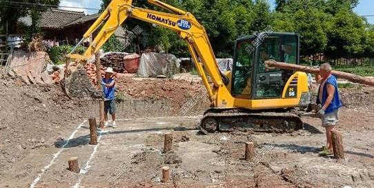 用松木樁加固地基的處理方案有哪些？需要多少成本[附實例]