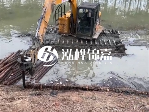 河道木材松木樁怎么選？河道工程用什么規(guī)格松木樁？