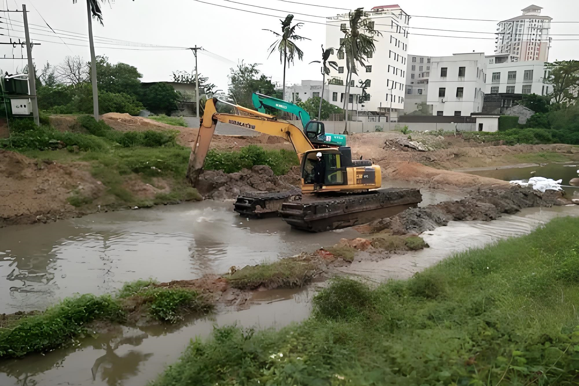 河南信陽挖機清淤施工隊-挖機加長臂清淤適合多大深度的區(qū)域？