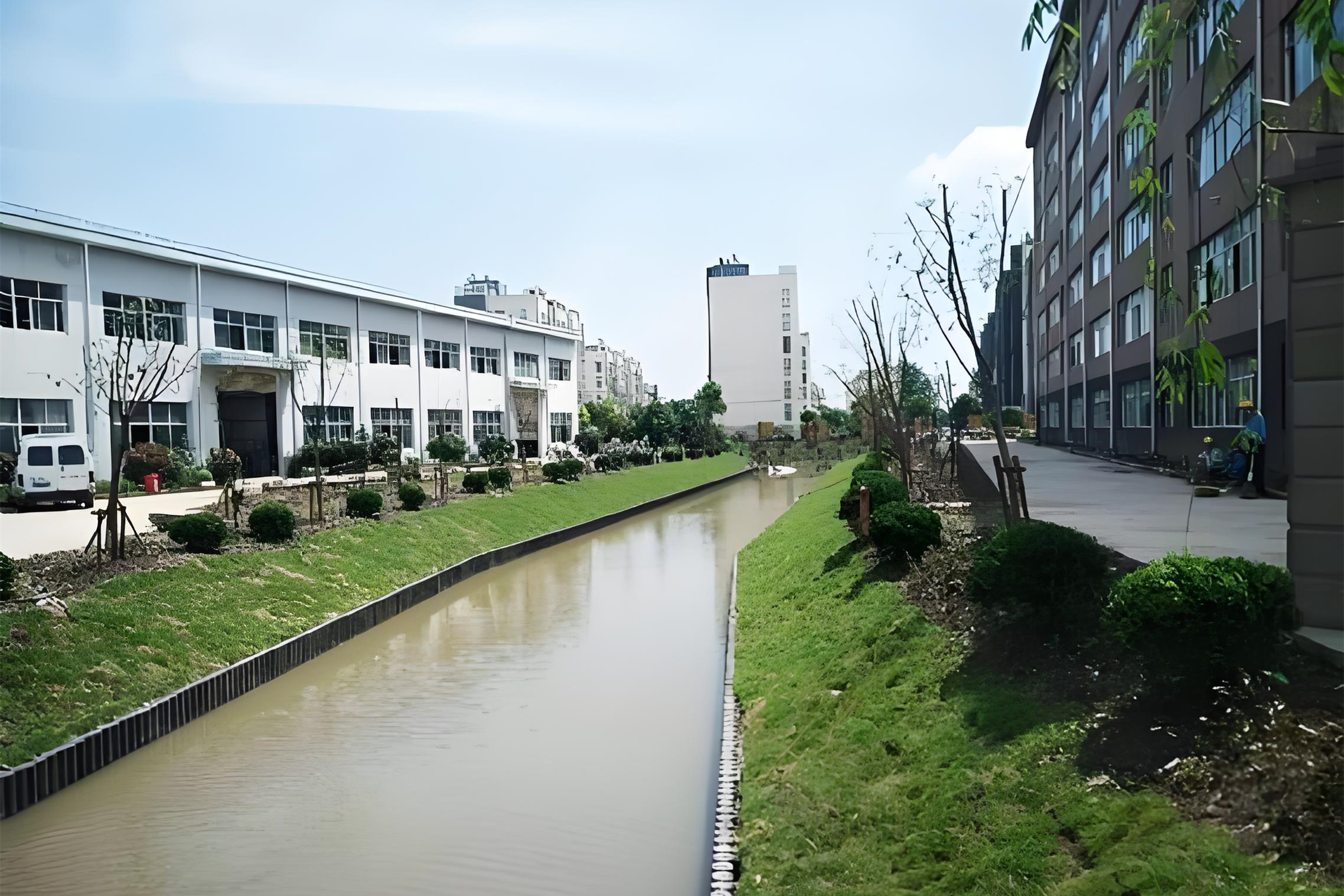 水泥樁批發(fā)廠家泓樺錦嘉-打水泥樁的承載力如何計(jì)算？