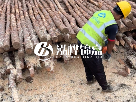 松木樁廠家泓樺錦嘉-打松木樁一天能完成多少根的施工量？