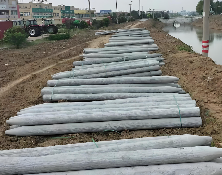 水泥仿木樁施工隊(duì)泓樺錦嘉 - 水泥圓樁和方樁哪個(gè)更適合做圍欄柱？