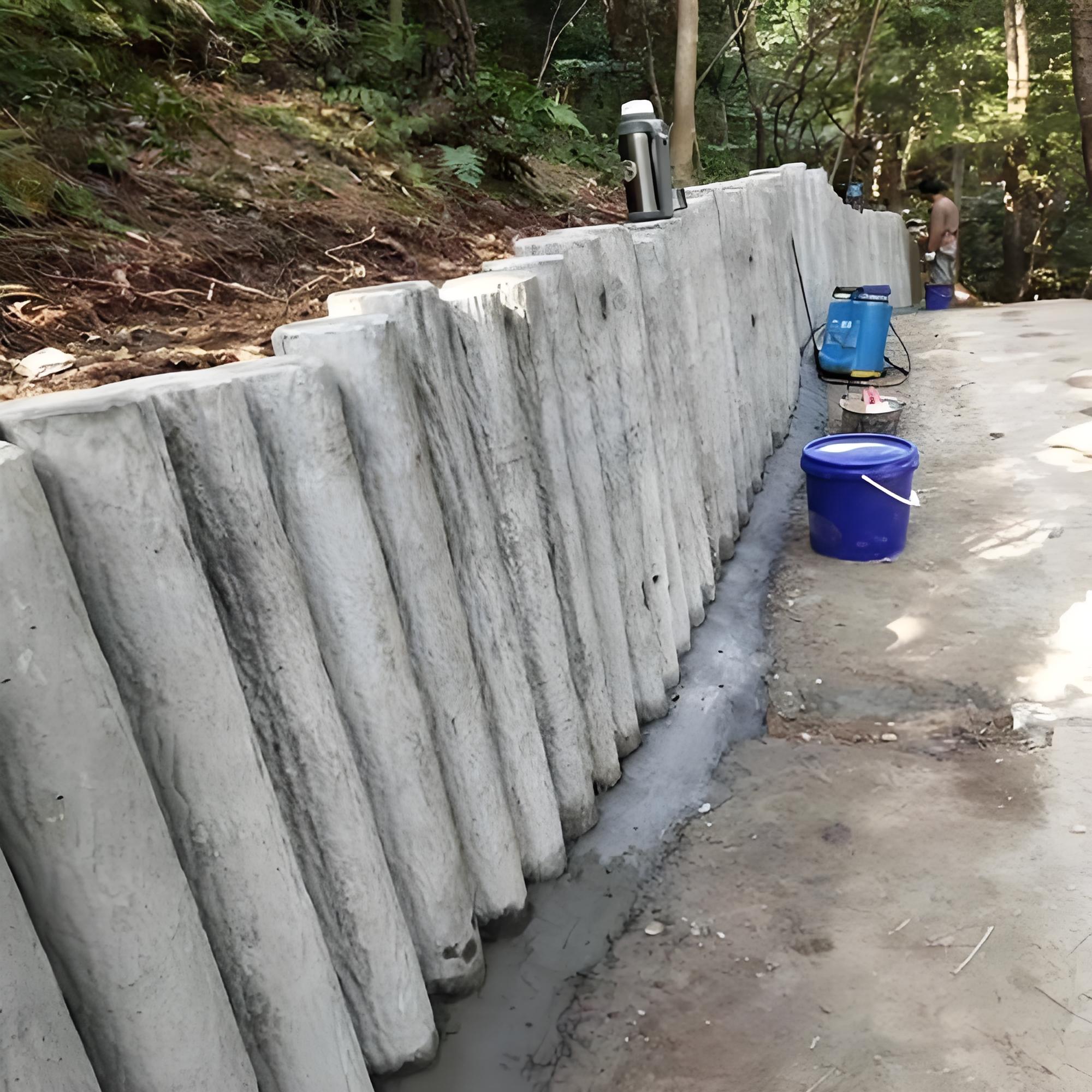 水泥仿木樁施工隊泓樺錦嘉-水泥仿木樁的防腐性能比真木樁好嗎？